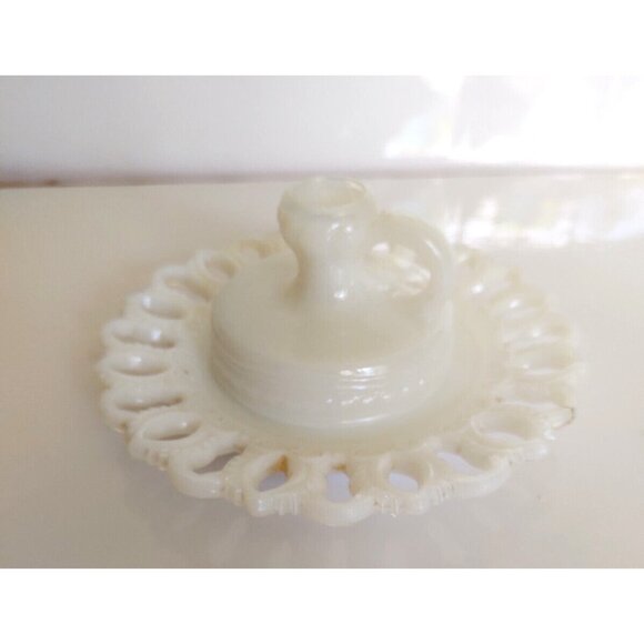 Vintage Westmoreland Milk Glass Candle Holder with Underplate - Picture 2 of 12